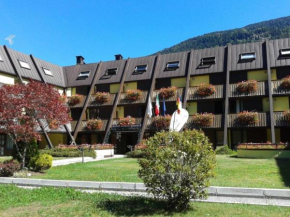  Centro Pineta Family Hotel & Wellness  Пинцоло